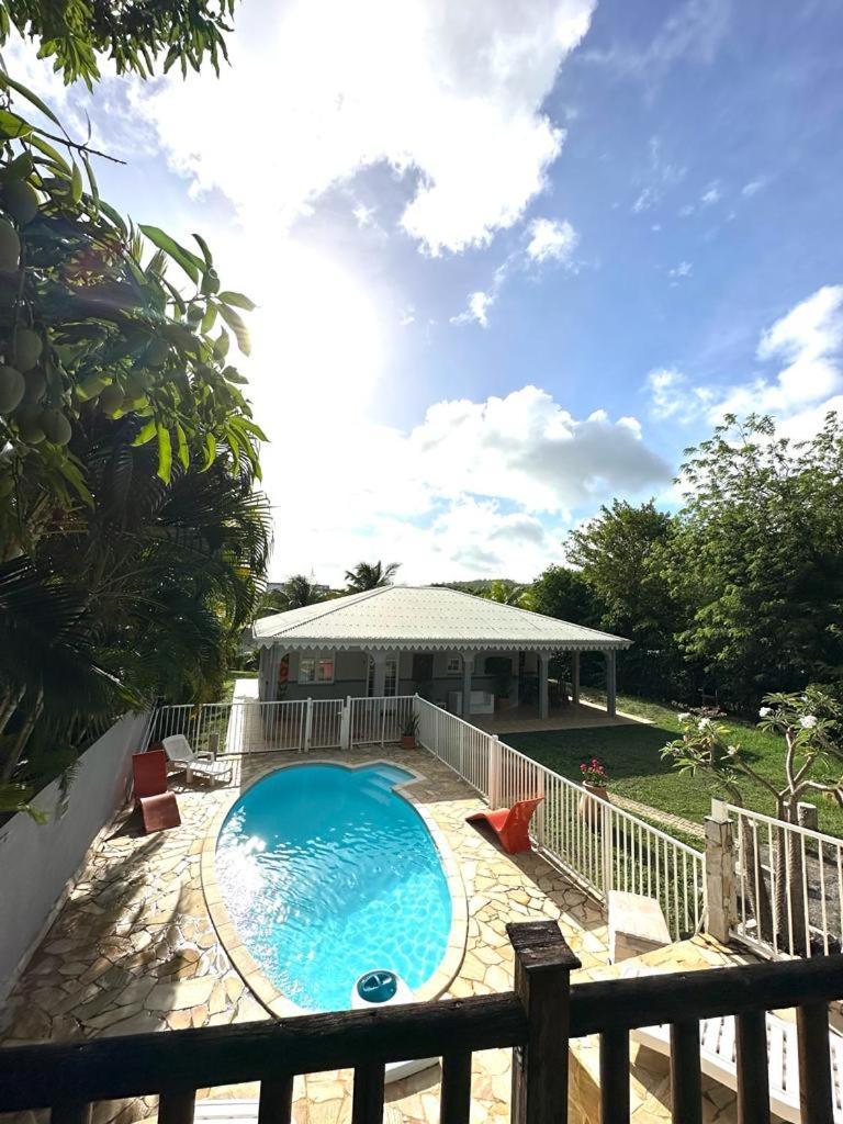 Villa Emmanuel Le Plaisir Des Vacances Сент-Люс Экстерьер фото
